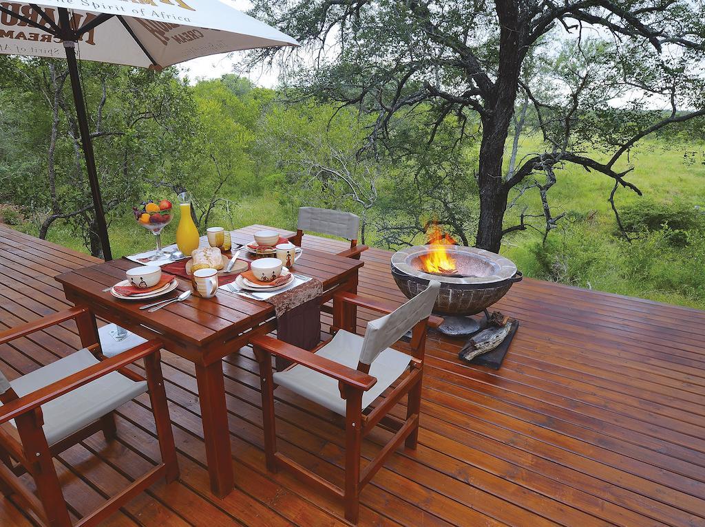 Raptor Retreat Game Lodge Hoedspruit Esterno foto