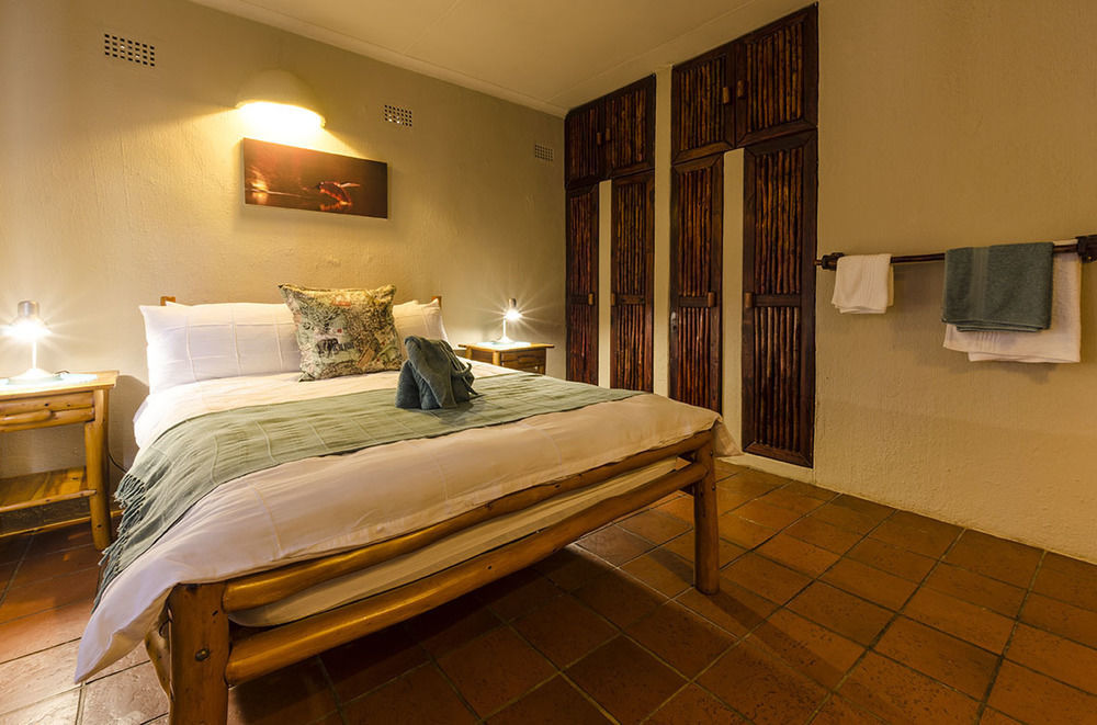Raptor Retreat Game Lodge Hoedspruit Esterno foto