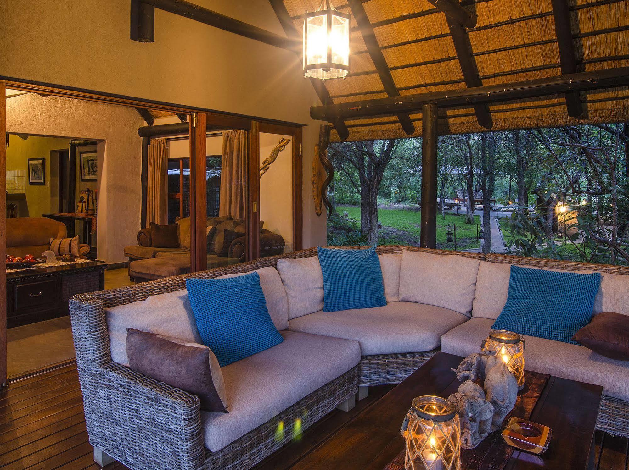 Raptor Retreat Game Lodge Hoedspruit Esterno foto